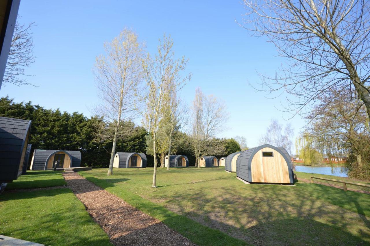 Camping Pods, Carlton Meres Holiday Park Rendham Exterior foto